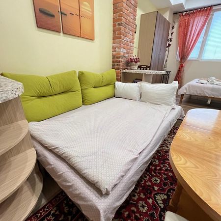 Barcelona Colorful Central Studio W Green Backyard Σόφια Εξωτερικό φωτογραφία