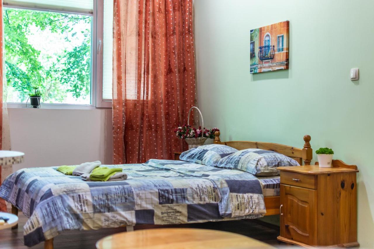 Barcelona Colorful Central Studio W Green Backyard Σόφια Εξωτερικό φωτογραφία