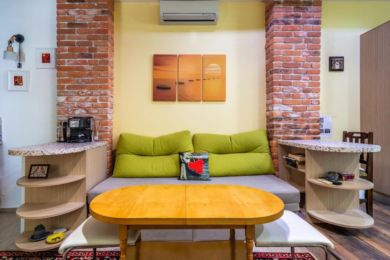 Barcelona Colorful Central Studio W Green Backyard Σόφια Εξωτερικό φωτογραφία