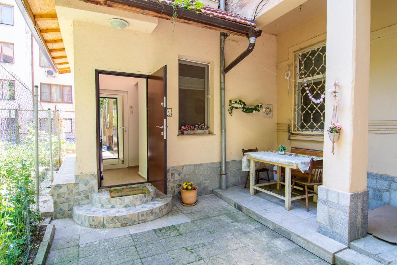Barcelona Colorful Central Studio W Green Backyard Σόφια Εξωτερικό φωτογραφία