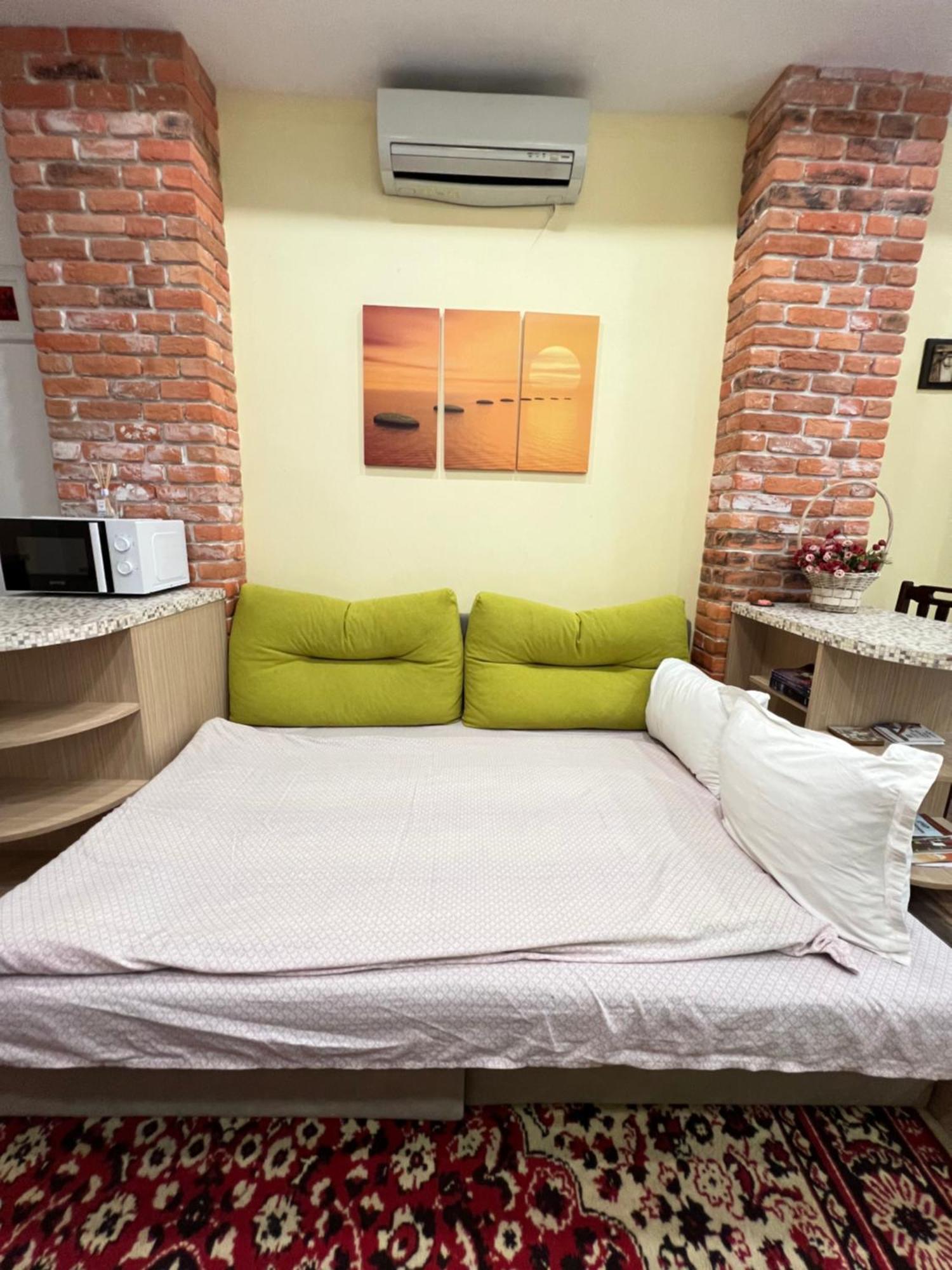 Barcelona Colorful Central Studio W Green Backyard Σόφια Εξωτερικό φωτογραφία